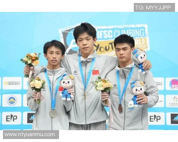 武汉攀岩队在全国攀岩配合排行榜中荣获第五名的佳绩